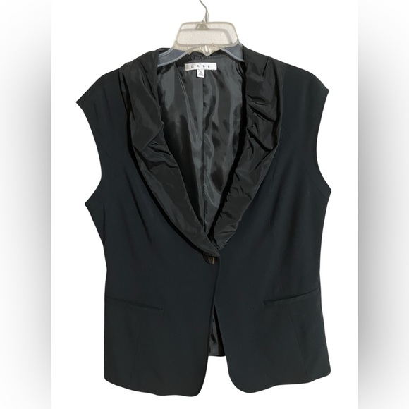 CAbi Party Date Night Tuxedo Sleeveless Ruffled Collar V-Neck Fitted Vest Sz 10 - Picture 8 of 8